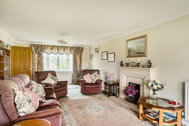 Highfield House, The Lynch, Gillingham photo 3