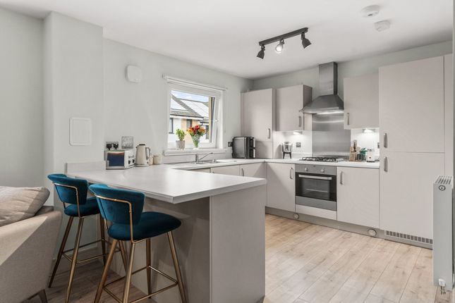 14 Cedar Court, Auchterarder photo 3