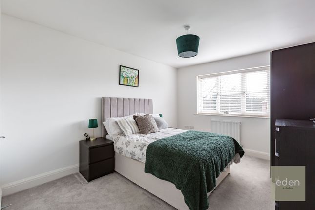 Flat for sale in Carmelite Road, Priory Court