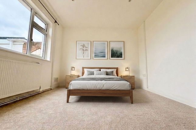 70 Tregrea Estate, Camborne photo 3