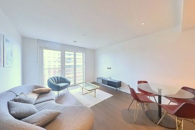 Thumbnail Flat to rent in Belvedere Row Apartments, White City Living, London
