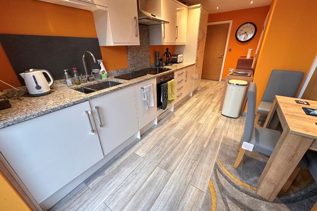 Eden Cottage, Chaul End Road, Luton photo 4
