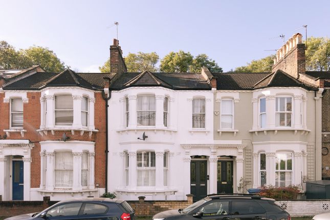 Thumbnail Flat for sale in Ivydale Road, Nunhead