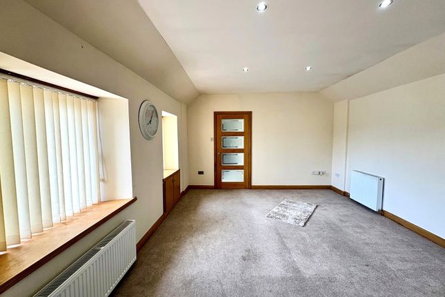 The Cottage, Langley Lane, Wick photo 3