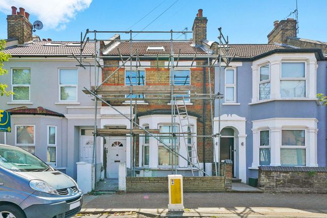 Thumbnail Flat for sale in Leopold Road, Harlesden