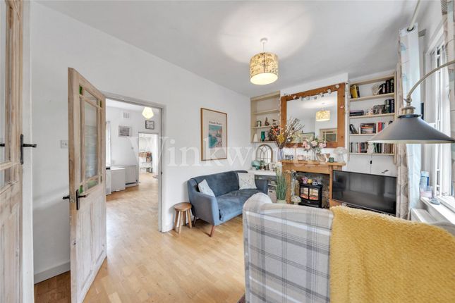 89, Brent Terrace, London photo 2