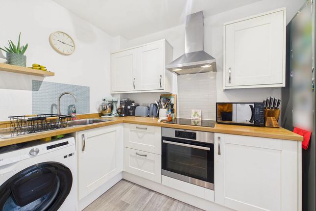 19 Tarka Way, Crediton photo 2