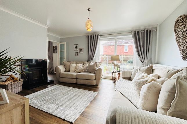 5, Fallowfield, Great Yarmouth photo 2