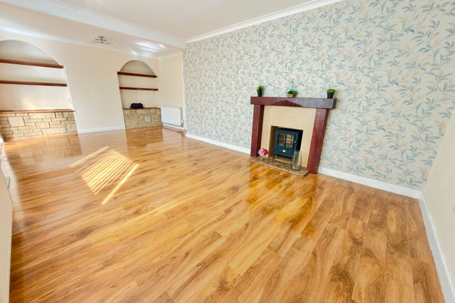 20 Heol Waun, Pontypool photo 5