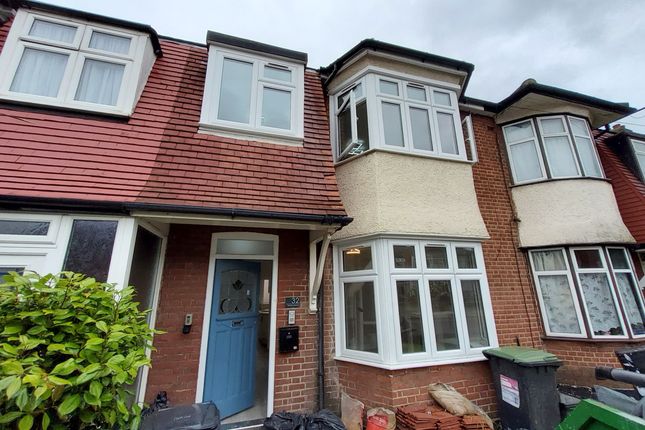 Thumbnail Terraced house to rent in Kendal Avenue, Edmonton