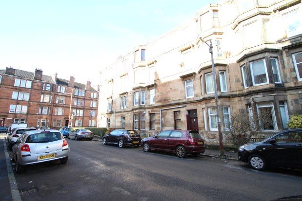 Thumbnail Flat to rent in 9 Holmhead Place, Glasgow