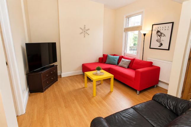 12, Merthyr Street, Cardiff photo 4