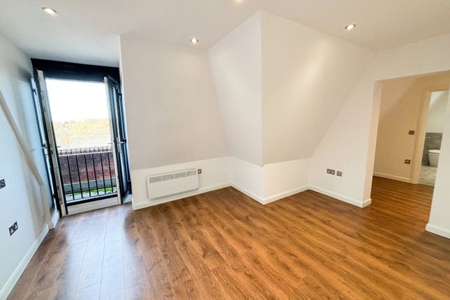 22, Lombard Court, Lichfield photo 4