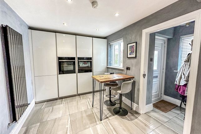18, Montondale, Eccles photo 4