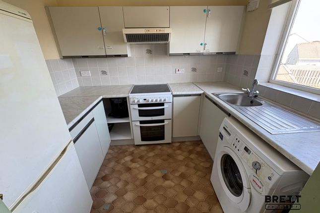 2 Oak Tree Court,, Oakfield Drive, Kilgetty photo 3