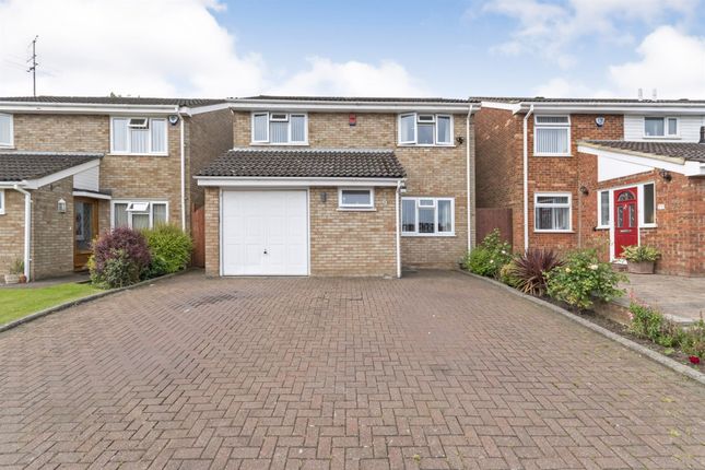 Thumbnail Detached house for sale in Chalfont Way, Luton