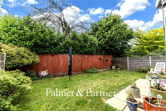 28, Danforth Drive, Woodbridge photo 2