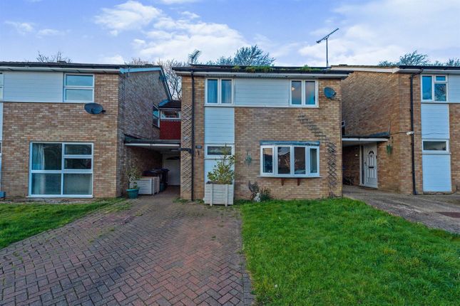 Thumbnail Link-detached house for sale in Sidford Close, Hemel Hempstead