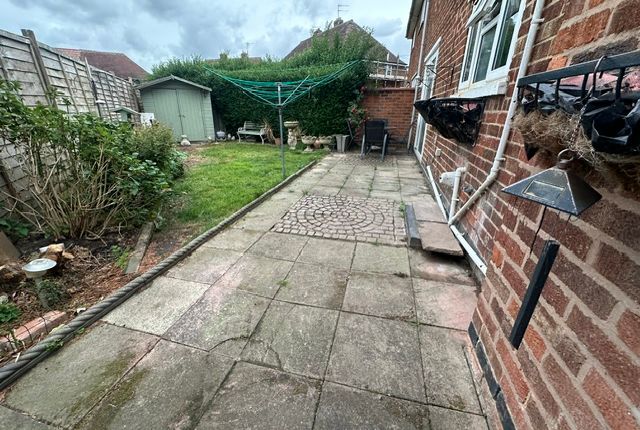 223, Alan Moss Road, Loughborough photo 3
