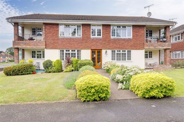 2-bed flat on 3 Lamorna Grove, Worthing, £240,000