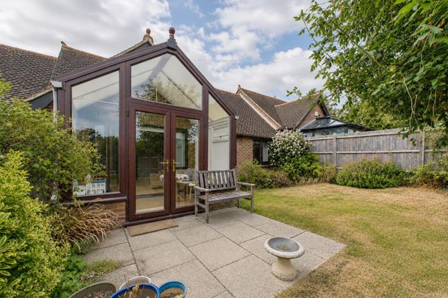 2, Lorenden Park, Highgate Hill, Hawkhurst photo 3