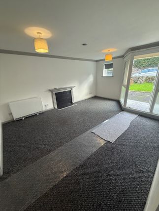 3 Nut Tree Court, Milton Street, Brixham, Devon photo 3