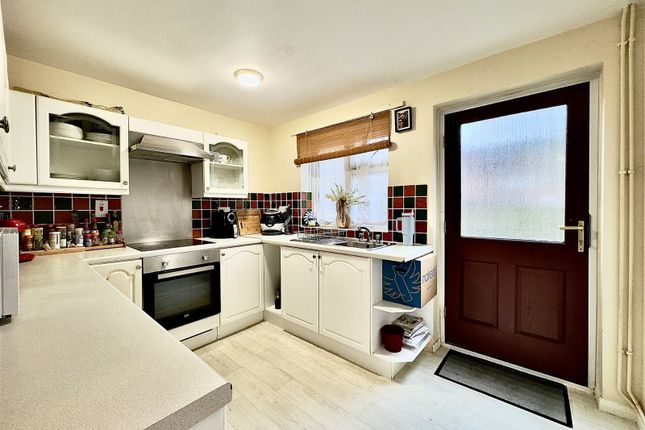 Thumbnail Maisonette for sale in Langley Close, Ramsey Road, St. Ives, Huntingdon