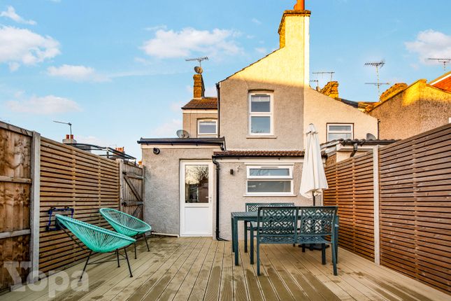 2, Norman Road, Dartford photo 4