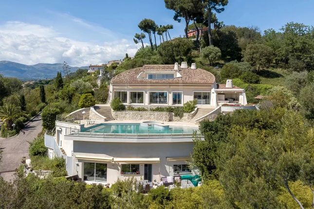 Villa for sale in Cagnes-Sur-Mer, 06800, France