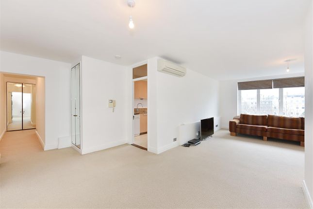 Flat for sale in Campbell Court, 1-7 Queens Gate Gardens, London