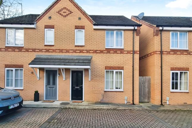 Thumbnail Semi-detached house to rent in Hainsworth Park, Hull, East Yorkshire