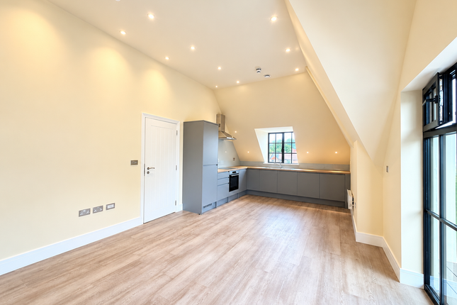 Carlyle Road, Ealing photo 5