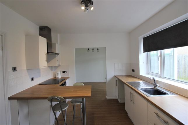 37, Marsh House Avenue, Billingham photo 5