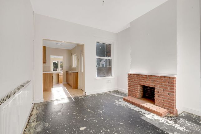 396 Gordon Road, Nottingham photo 2