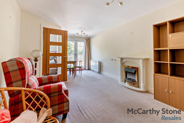 21 Olympic Court, Cannon Lane, Luton photo 3
