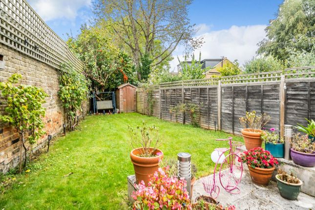 End terrace house for sale in Springfield Road, Windsor