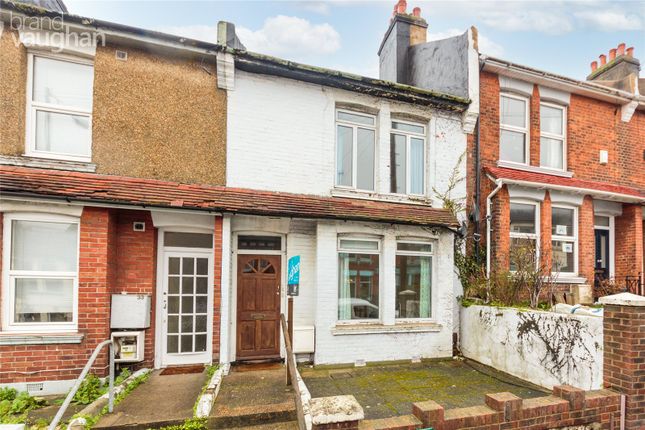 Thumbnail Terraced house to rent in Bear Road, Brighton
