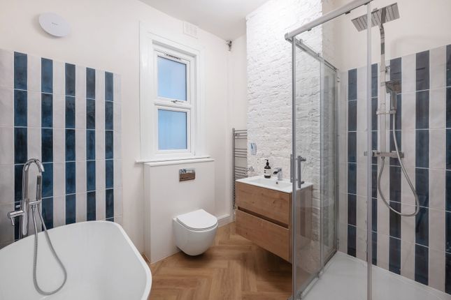 338a, Stanstead Road, London photo 3