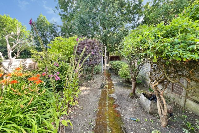15, Woodland Road, Burton-on-trent photo 4