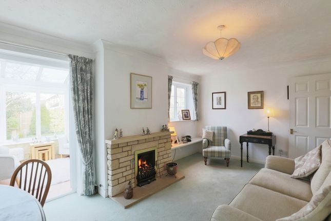 Bungalow for sale in Averill Close, Broadway, Worcestershire