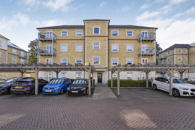 2-bed flat on 49, Weir Road, Bexley, £325,000