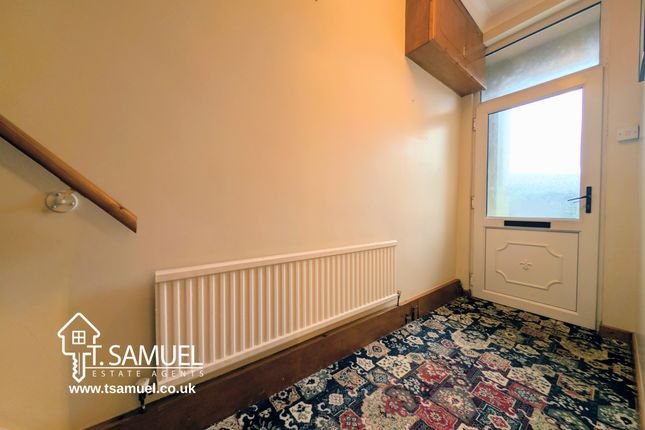 8 Penybryn Terrace, Mountain Ash photo 3