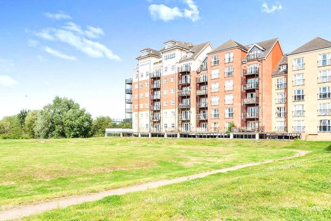 Flat for sale in Palgrave Road, Bedford, Bedfordshire