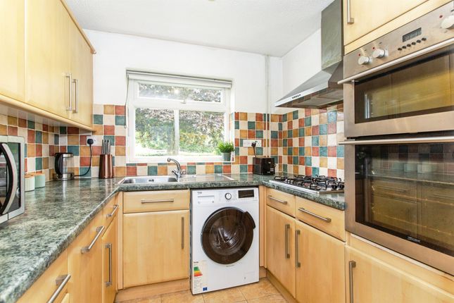 20, Buttermel Close, Huntingdon photo 4