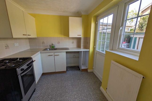 Detached house to rent in Newbury Close, Cheriton, Folkestone, Kent