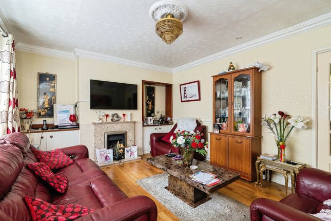 106, Frinton Road, Nottingham photo 3