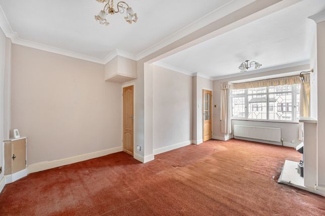 14, Linley Crescent, Romford photo 4