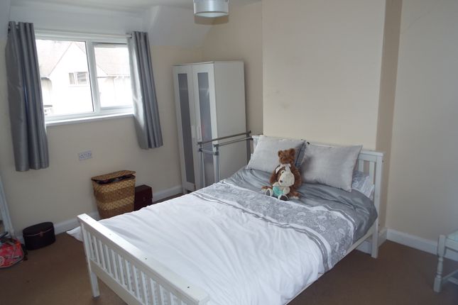 10, Mansfield photo 2