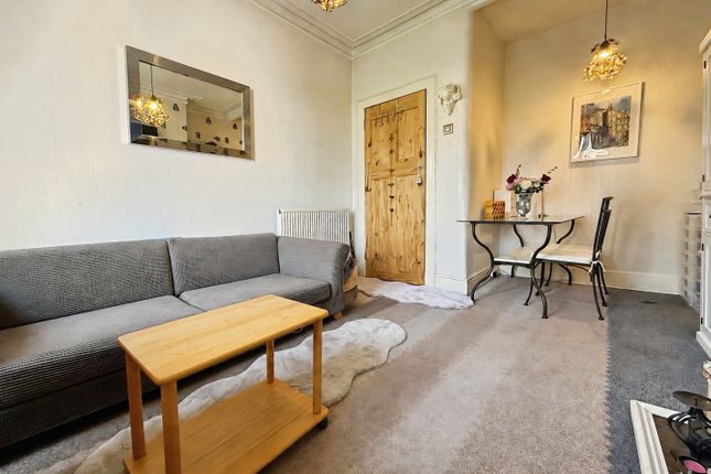 34, Keirs Walk, Glasgow photo 2