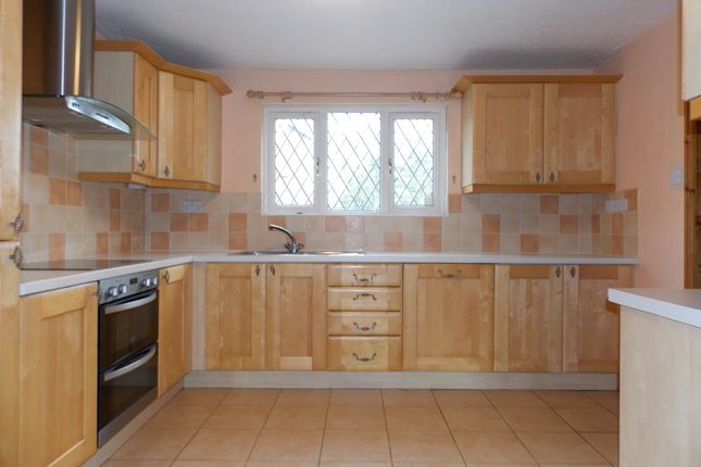 33, Aintree Close, Leegomery, Telford photo 2